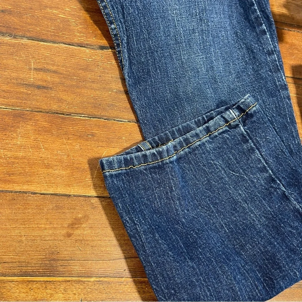 Levis stylish dark